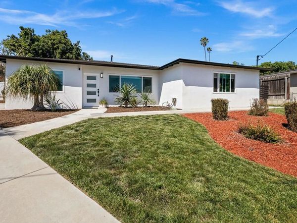 527 Mynah Place, Vista, CA 92083