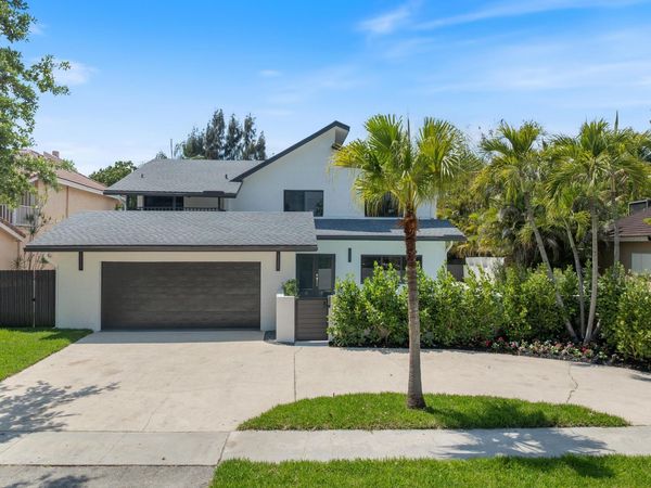 911 Mockingbird Lane, Plantation, FL 33324