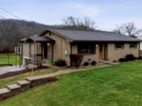 501 Route 356, Apollo, PA 15613