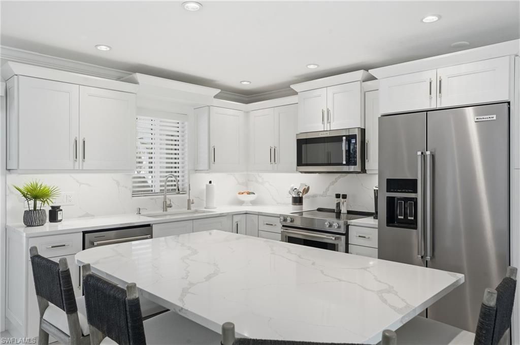 20 Bayview Blvd, Fort Myers Beach, FL 33931 Photo