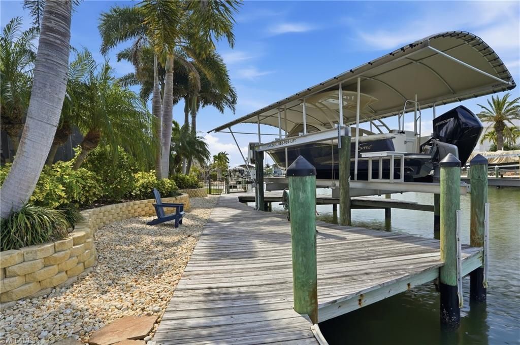 20 Bayview Blvd, Fort Myers Beach, FL 33931 Photo