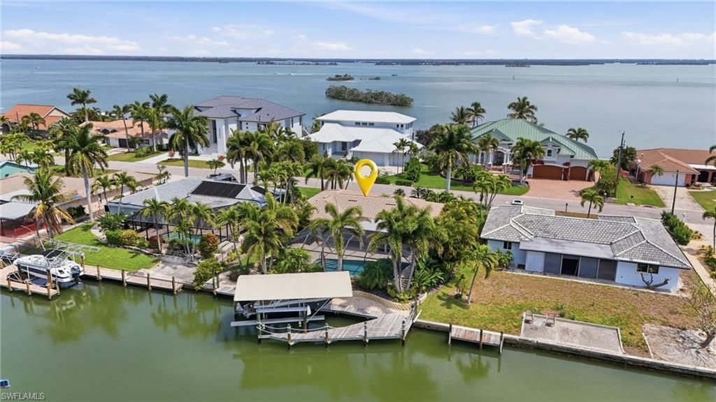20 Bayview Blvd, Fort Myers Beach, FL 33931 Photo