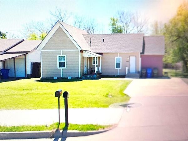 908 E Main Street, Norman, OK 73071