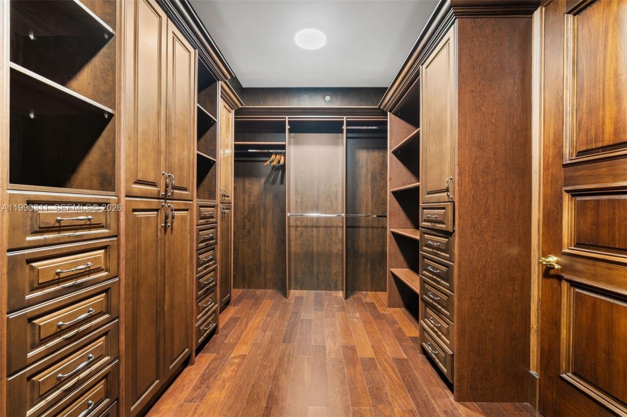 16047 Collins Ave , Unit 1604, Sunny Isles Beach, FL 33160 Photo