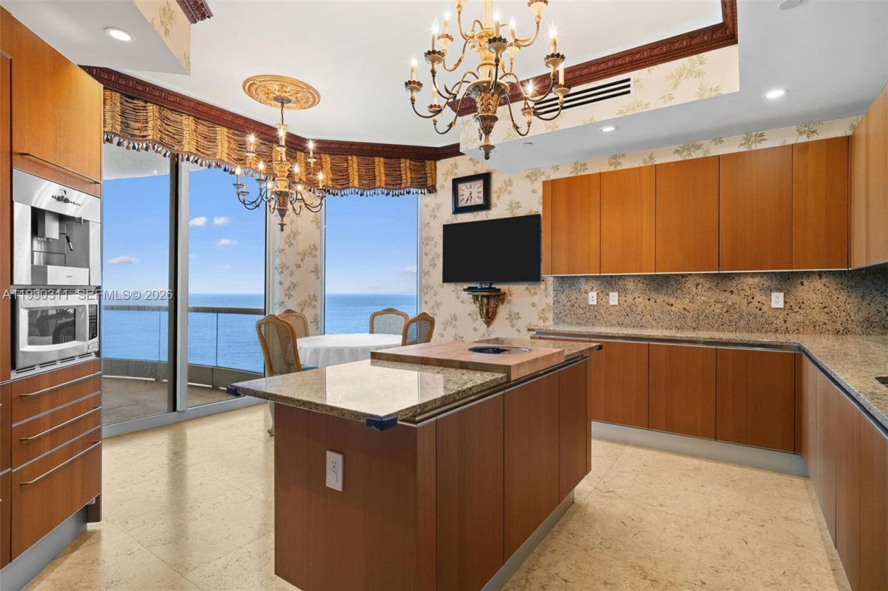 16047 Collins Ave , Unit 1604, Sunny Isles Beach, FL 33160 Photo