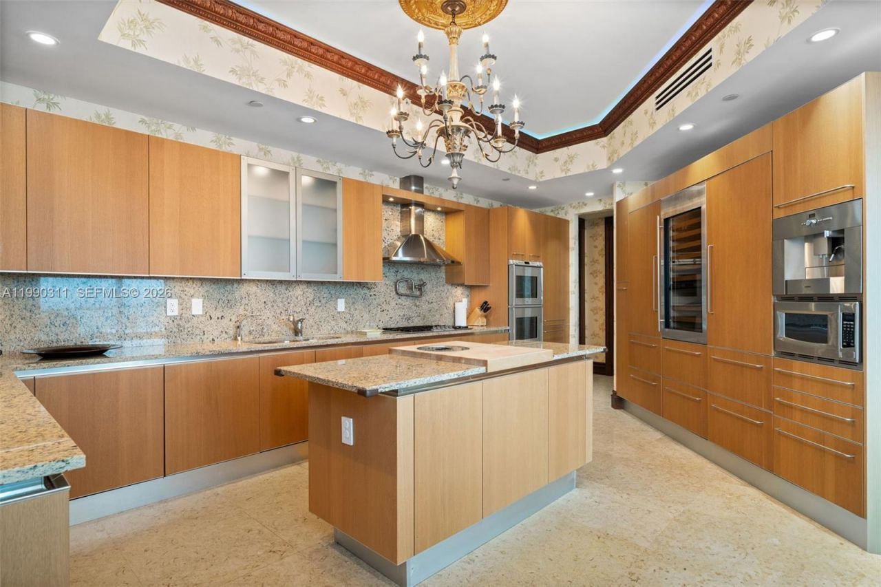 16047 Collins Ave , Unit 1604, Sunny Isles Beach, FL 33160 Photo