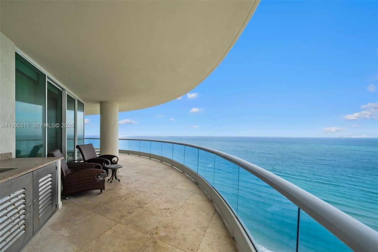 16047 Collins Ave , Unit 1604, Sunny Isles Beach, FL 33160 Photo