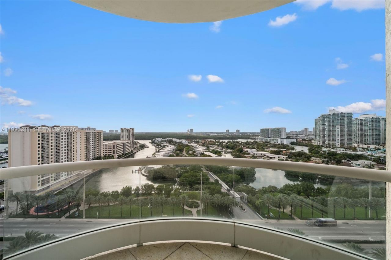 16047 Collins Ave , Unit 1604, Sunny Isles Beach, FL 33160 Photo