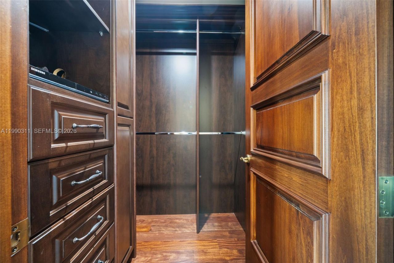 16047 Collins Ave , Unit 1604, Sunny Isles Beach, FL 33160 Photo