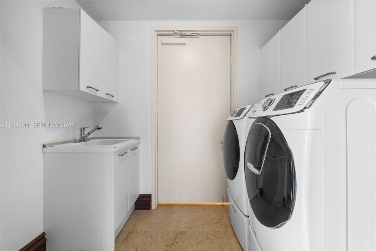 16047 Collins Ave , Unit 1604, Sunny Isles Beach, FL 33160 Photo