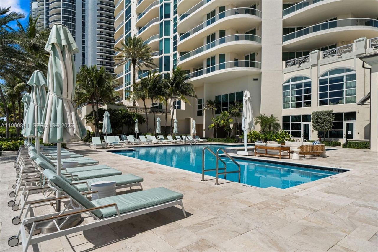 16047 Collins Ave , Unit 1604, Sunny Isles Beach, FL 33160 Photo