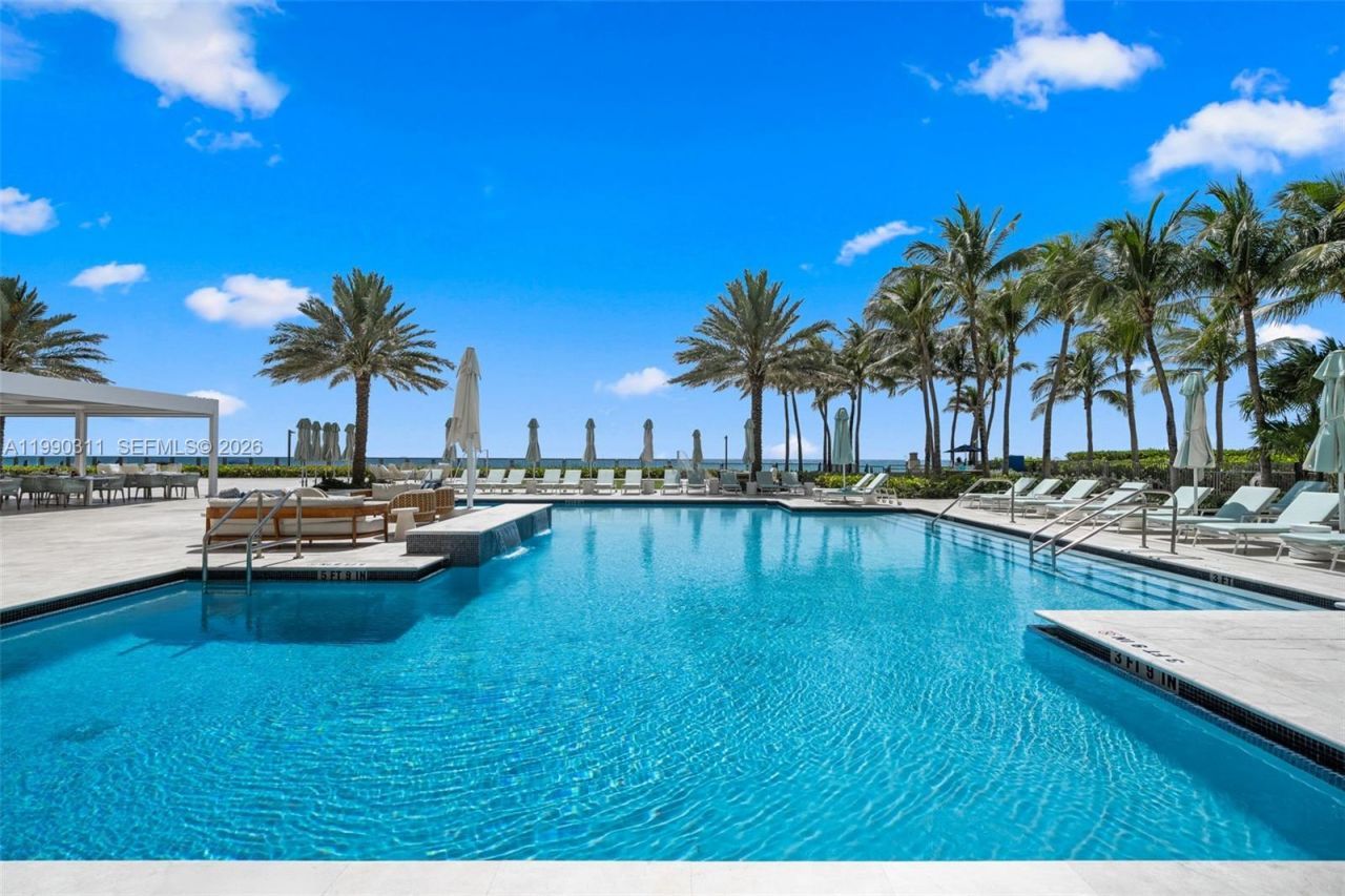 16047 Collins Ave , Unit 1604, Sunny Isles Beach, FL 33160 Photo