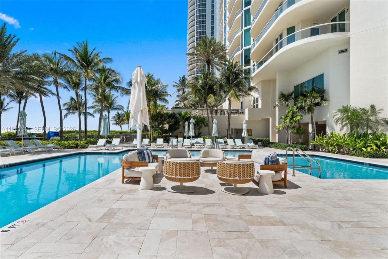 16047 Collins Ave , Unit 1604, Sunny Isles Beach, FL 33160 Photo