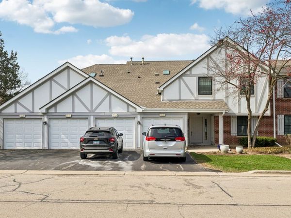 493 Elizabeth Drive , Unit 36-A-L, Wood Dale, IL 60191