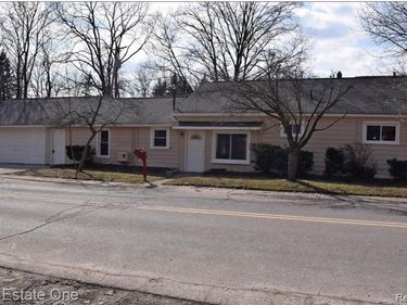 401 W Liberty Street, South Lyon, MI 48178