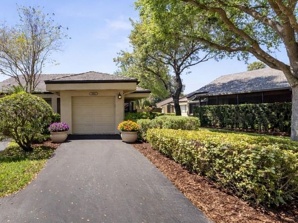 9272 Chelsea Drive S, Plantation, FL 33324