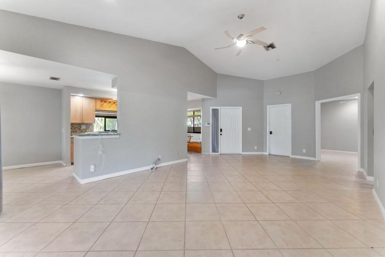 9272 Chelsea Drive S, Plantation, FL 33324 Photo