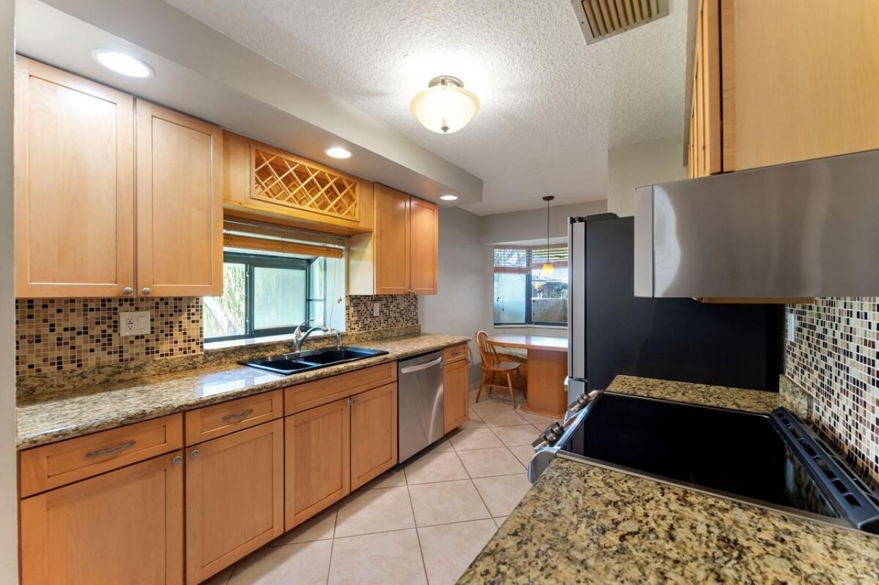 9272 Chelsea Drive S, Plantation, FL 33324 Photo