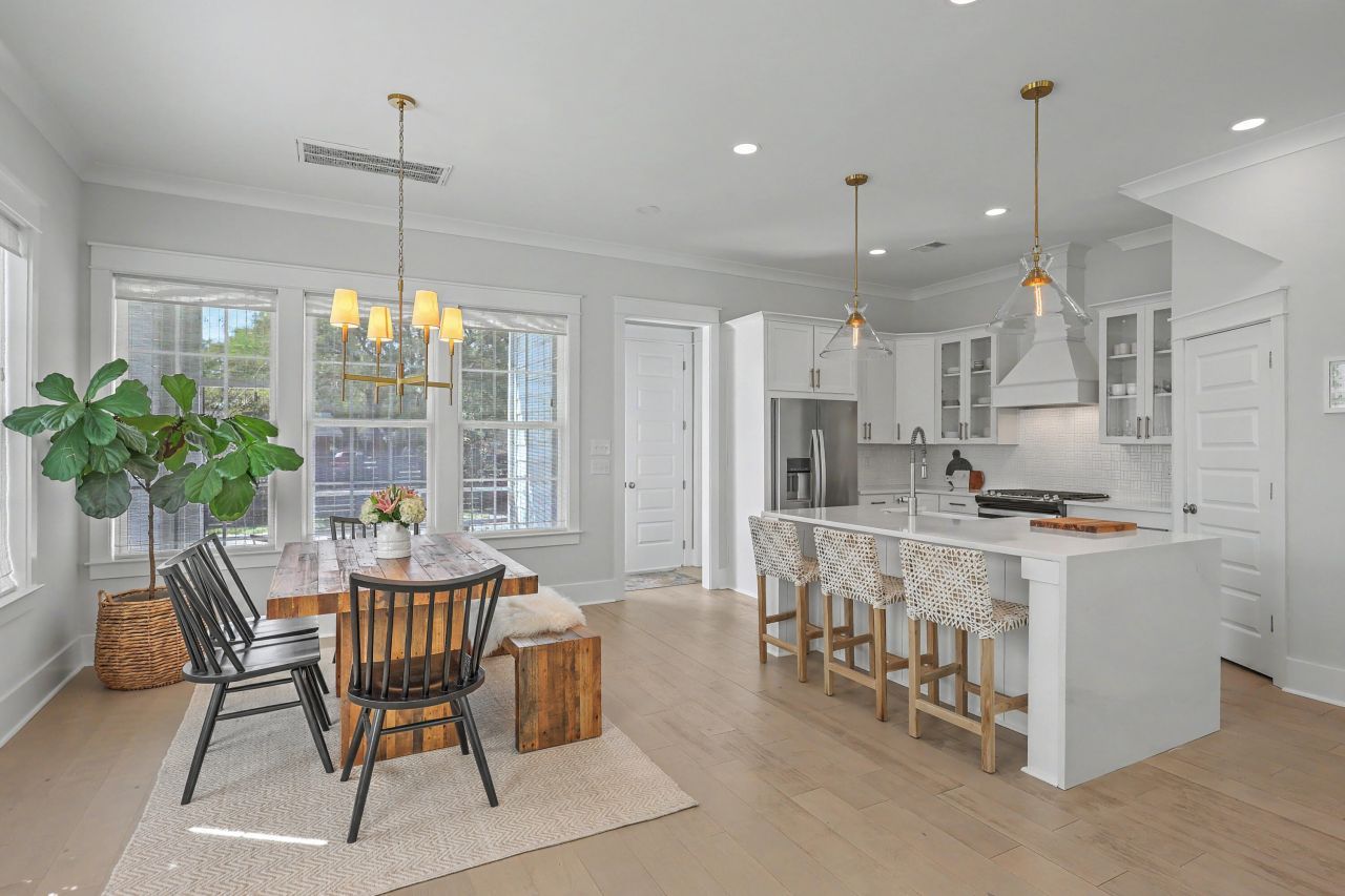 1034 Avenue Of Oaks Photo 17