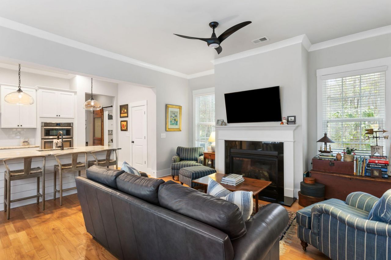 1916 Fleming Woods Road Photo 11