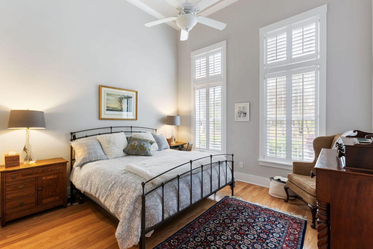 1916 Fleming Woods Road Photo 12