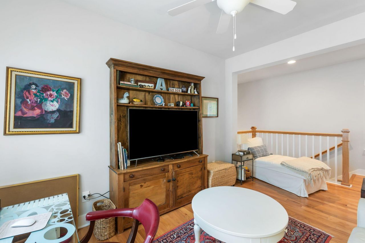 1916 Fleming Woods Road Photo 18