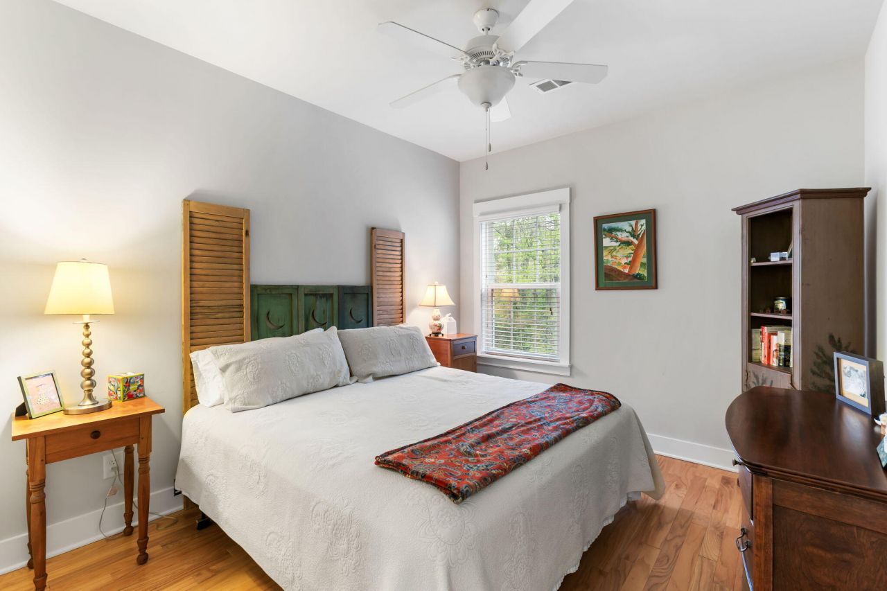 1916 Fleming Woods Road Photo 21