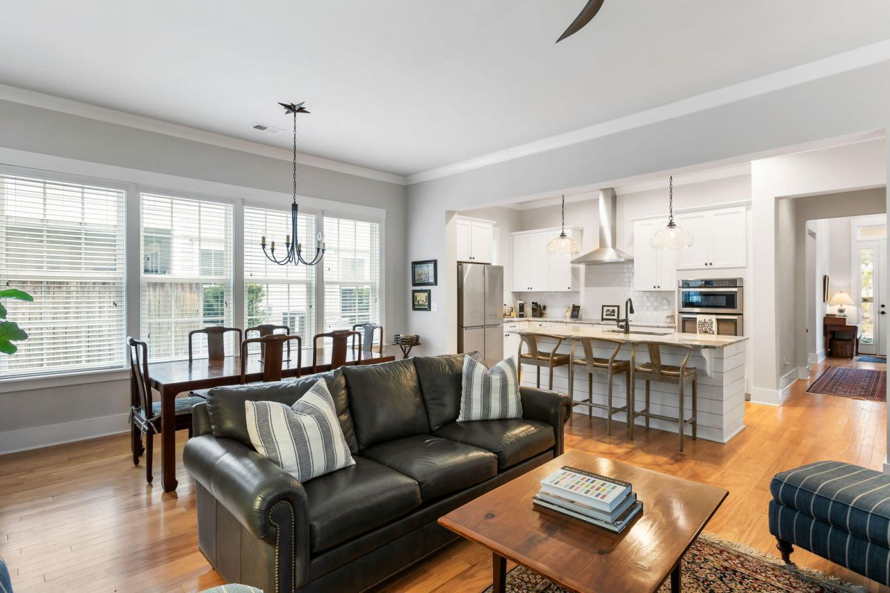 1916 Fleming Woods Road Photo 5