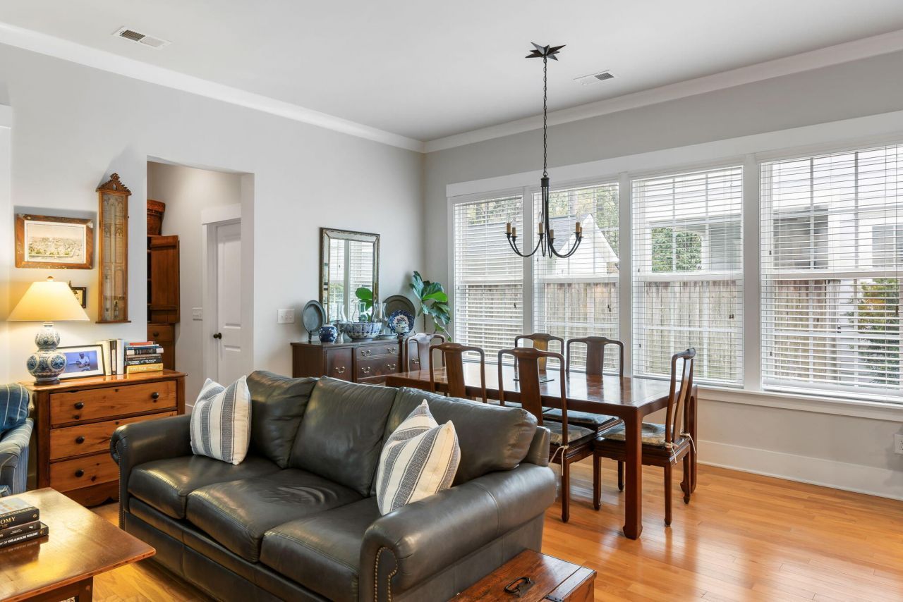 1916 Fleming Woods Road Photo 6