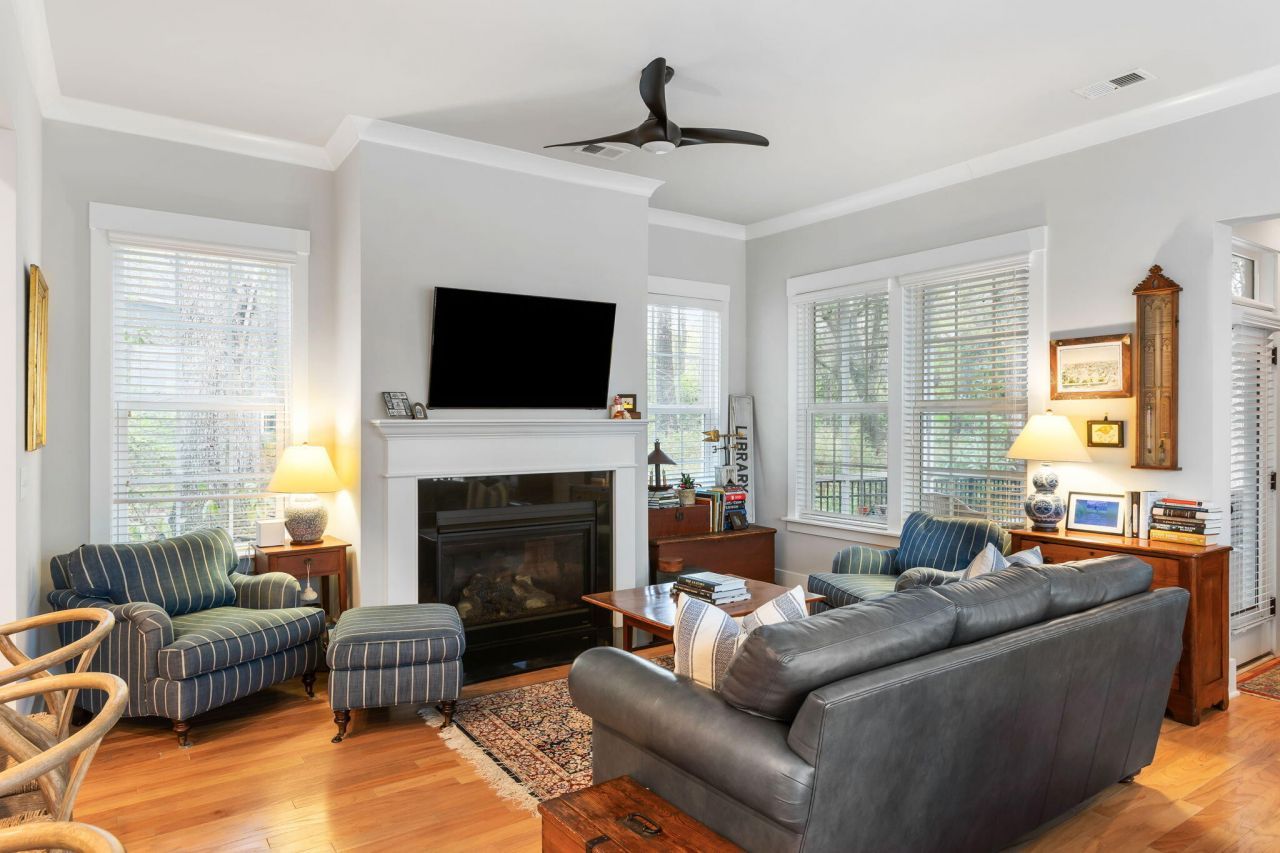 1916 Fleming Woods Road Photo 7