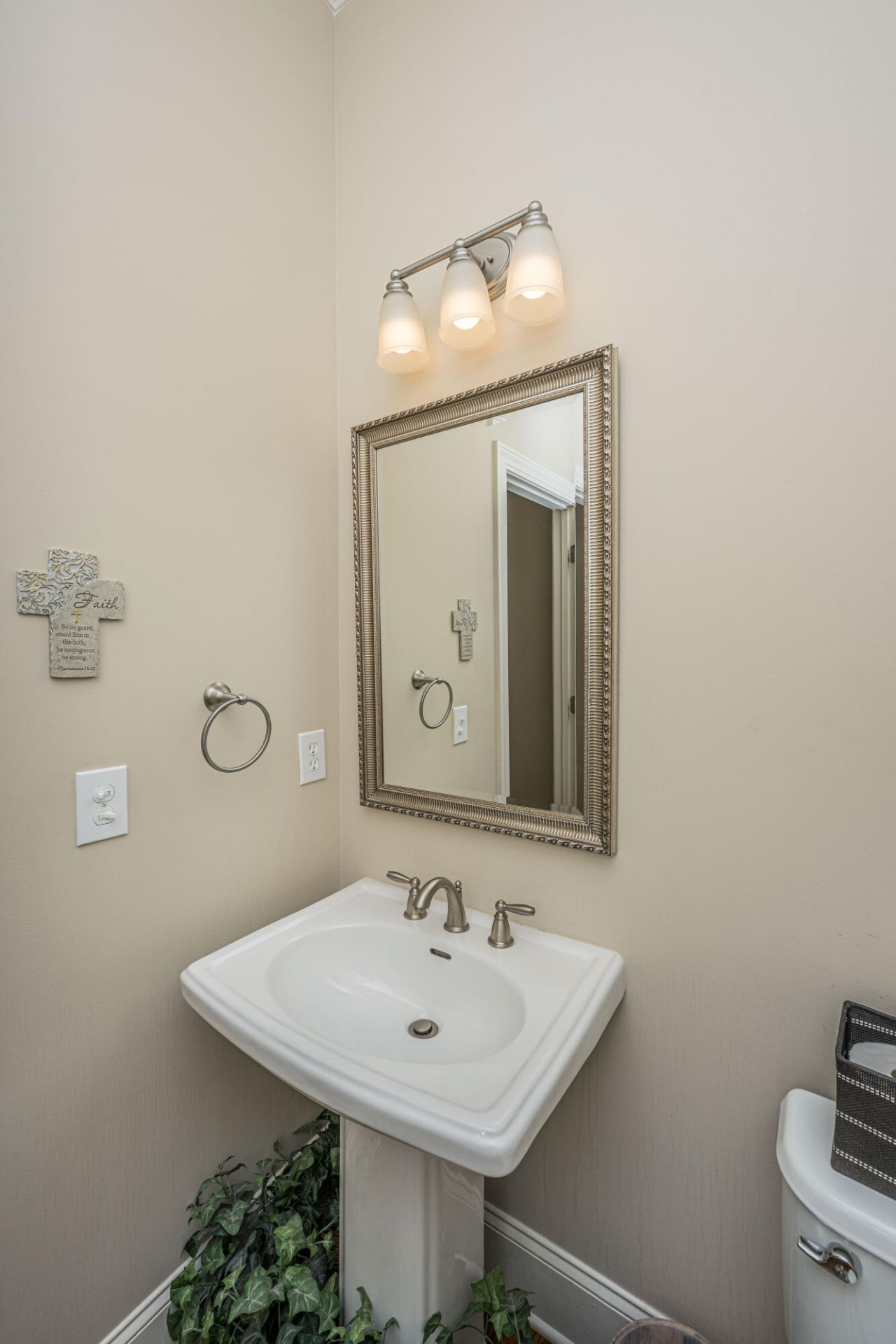 3223 Hatchway Drive Photo 34