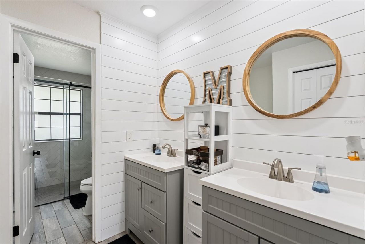 652 Carrigan Avenue , Oviedo, FL 32765 Photo