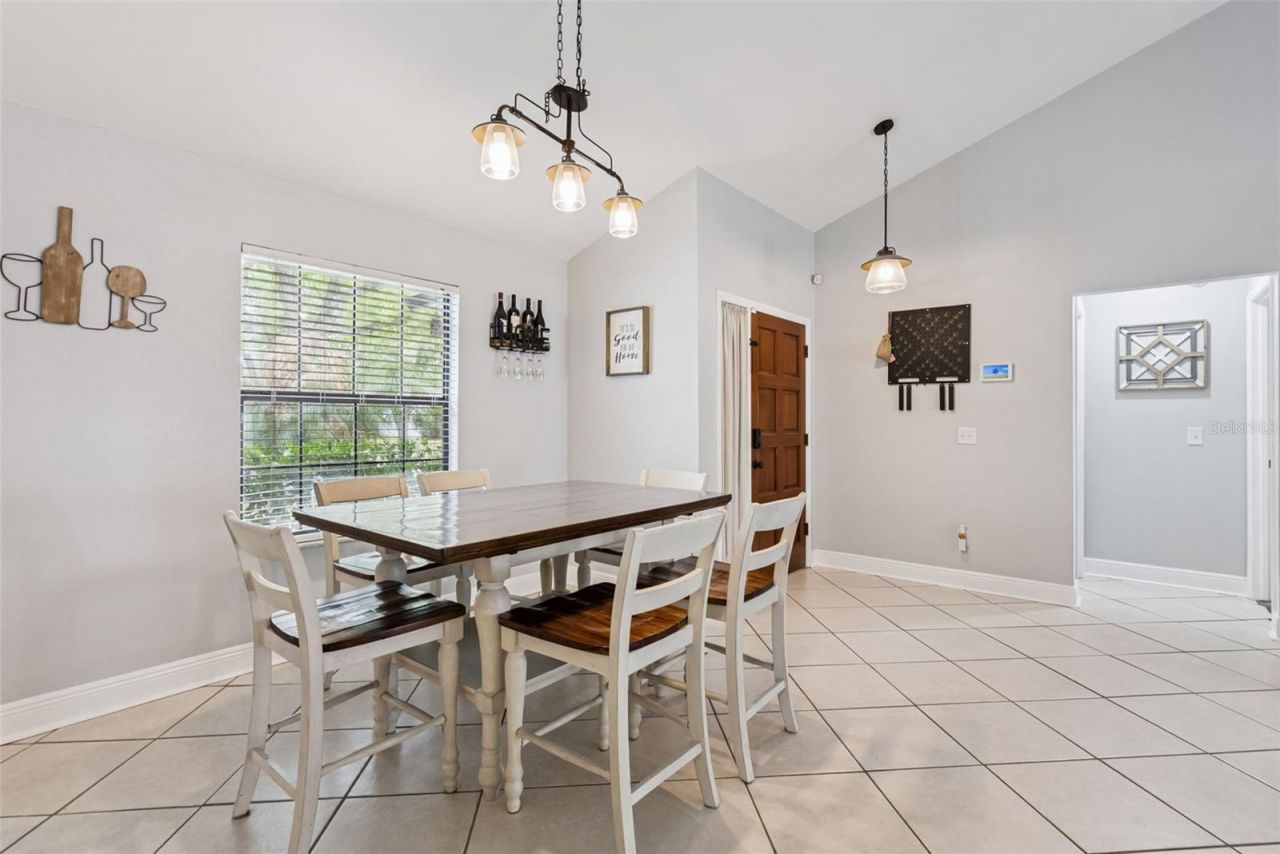 652 Carrigan Avenue , Oviedo, FL 32765 Photo