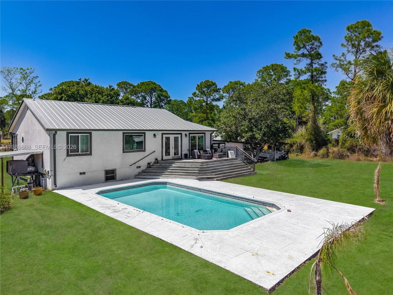 310 14th Street Se, Naples, FL 34117 Photo