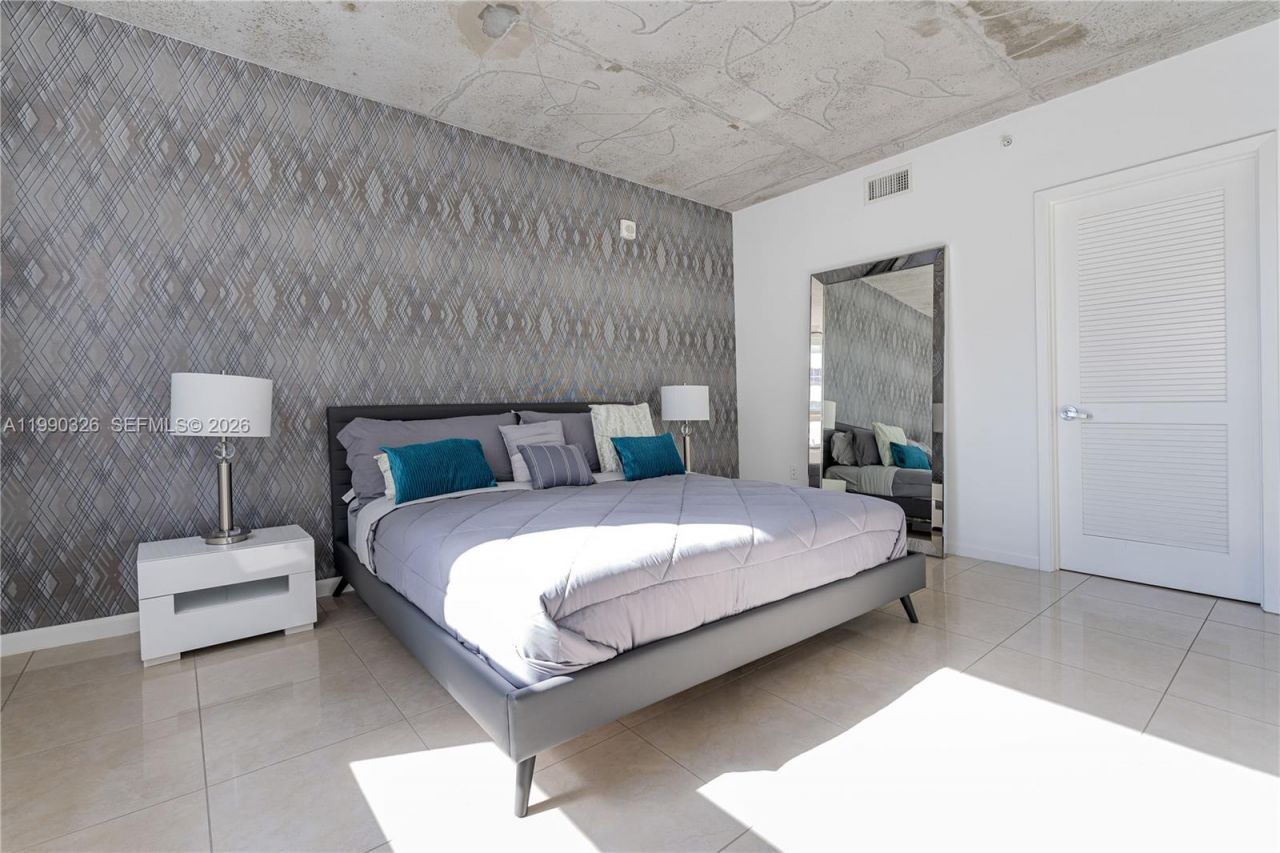 3250 NE 1st Ave, Unit 702, Miami, FL 33137 Photo