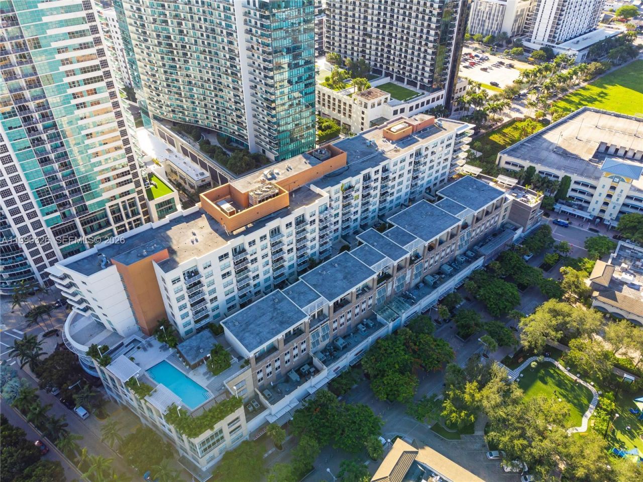 3250 NE 1st Ave, Unit 702, Miami, FL 33137 Photo