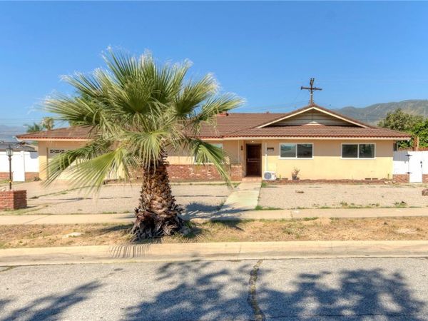 184 Palmyra, San Bernardino, CA 92404