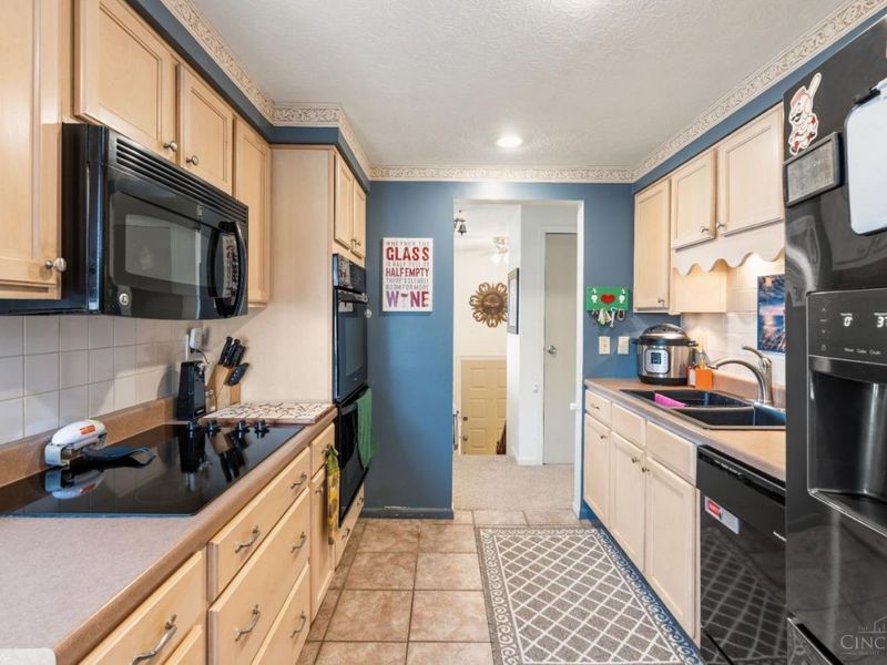 4968 Francisview Drive, Delhi Twp, OH 45238 Photo 12