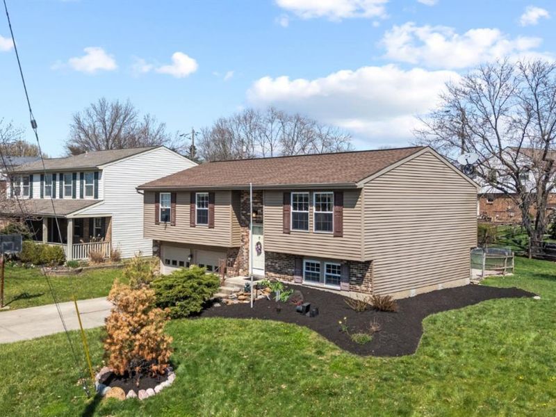 4968 Francisview Drive, Delhi Twp, OH 45238 Photo 4