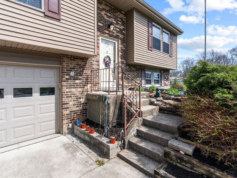 4968 Francisview Drive, Delhi Twp, OH 45238 Photo 7