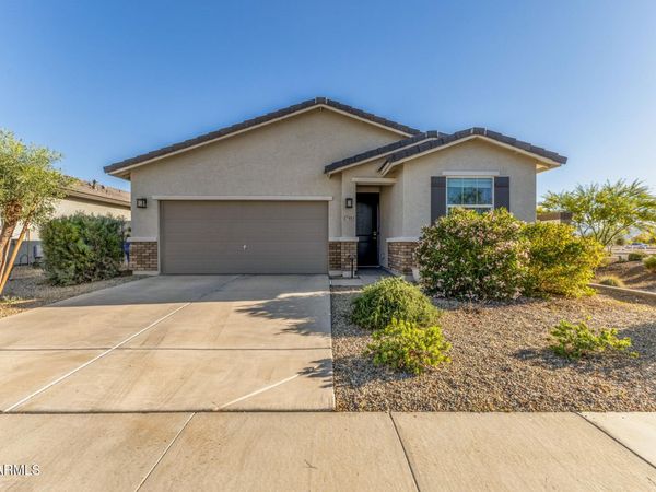 17885 W DALEY Lane, Surprise, AZ 85387