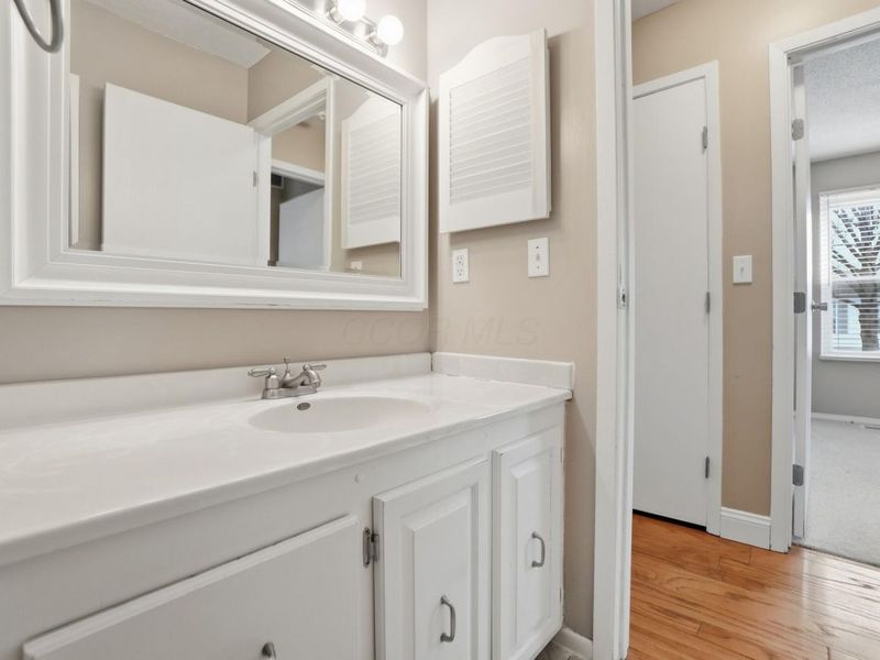 7713 Kelvinway Drive, Unit 67, Columbus, OH 43085 Photo 16