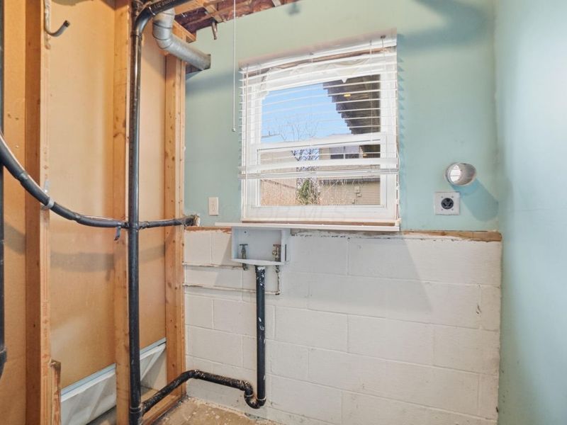 7713 Kelvinway Drive, Unit 67, Columbus, OH 43085 Photo 26