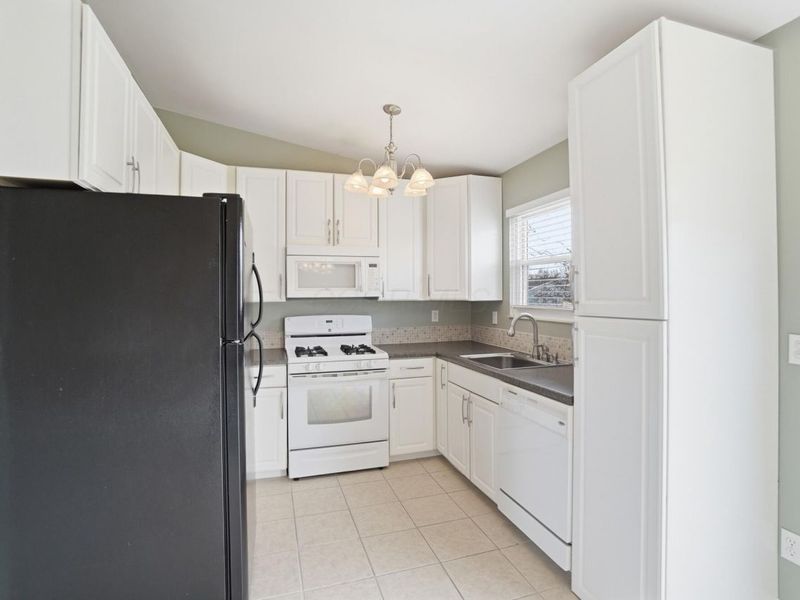 7713 Kelvinway Drive, Unit 67, Columbus, OH 43085 Photo 7