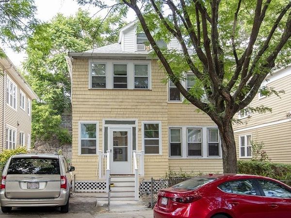 20 Priesing St, Unit 2, Boston, MA 02130