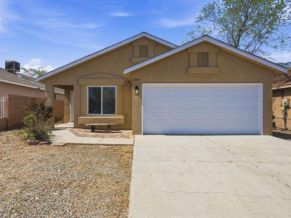 2309 Desert Springs Drive SW, Albuquerque, NM 87121