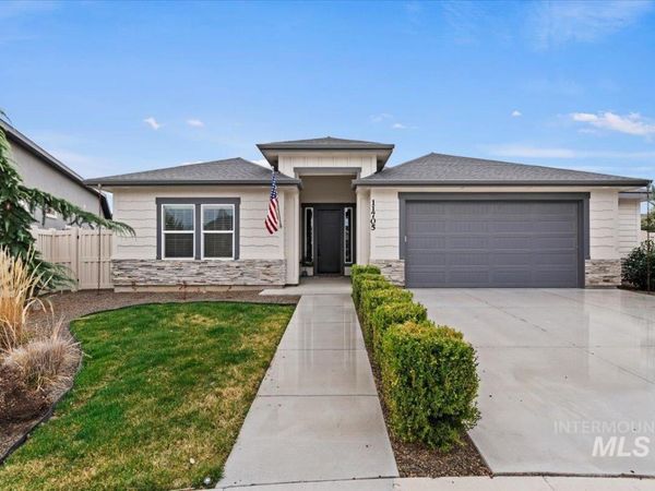 11705 W Bubblingcreek Ct, Star, ID 83669
