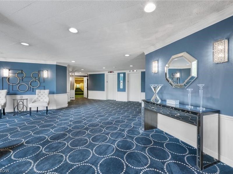 2112 Acacia Park Drive, Unit 312, Lyndhurst, OH 44124 Photo 24