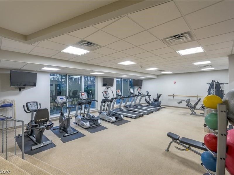 2112 Acacia Park Drive, Unit 312, Lyndhurst, OH 44124 Photo 31