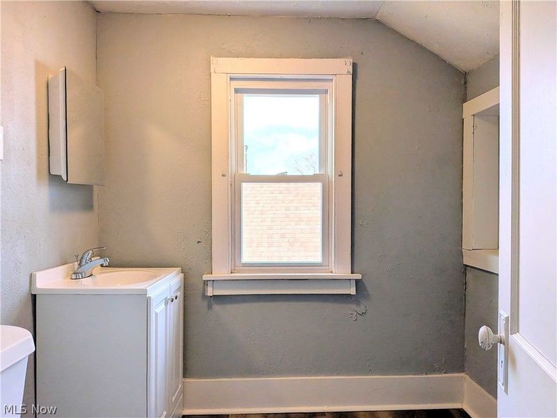 864 10th Street NE, Massillon, OH 44646 Photo 21